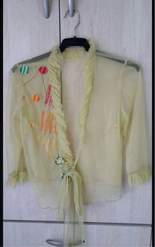 Vestido amarillo bordado talla l