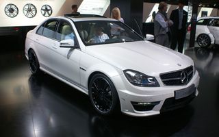 Faro Xenon ILS para Mercedes Benz Clase C W204