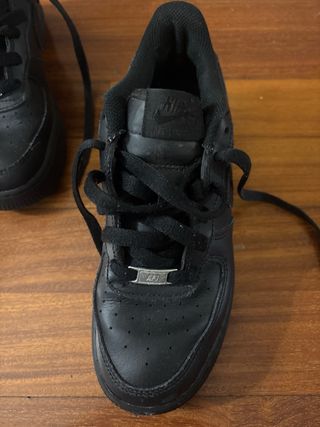 Nike Air Force 1 Negras Talla 38.5