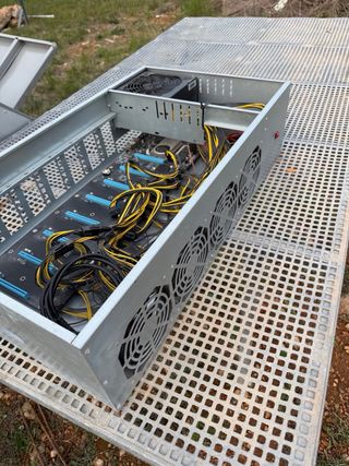 Rig Minería BTC-S37 con Fuente