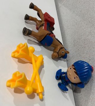 Mike el Caballero y caballo juguete