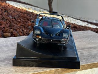 Ferrari F50 Hot Wheels 1:18 Preto