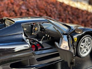 Ferrari F50 Hot Wheels 1:18 Preto