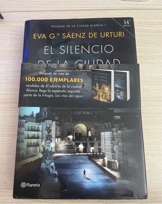 El silencio de la ciudad blanca: Trilogia de la...