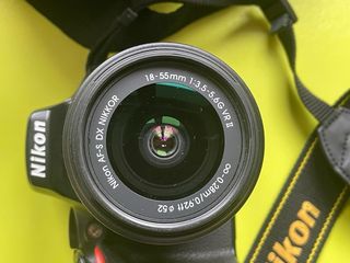 Cámara Nikon D5500 Negra + Accesorios