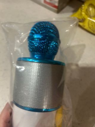 Micrófono Karaoke Azul y Plateado
