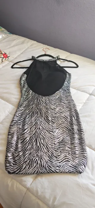 Vestido fiesta negro y plata transparencias S