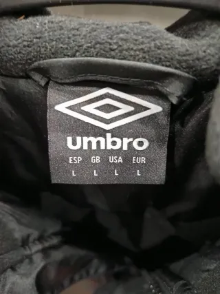 Cazadora Umbro Negra