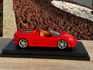 Ferrari F430 Spider 1:18 Hot Wheels Vermelho