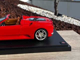 Ferrari F430 Spider 1:18 Hot Wheels Vermelho