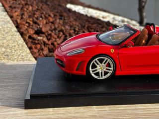 Ferrari F430 Spider 1:18 Hot Wheels Vermelho