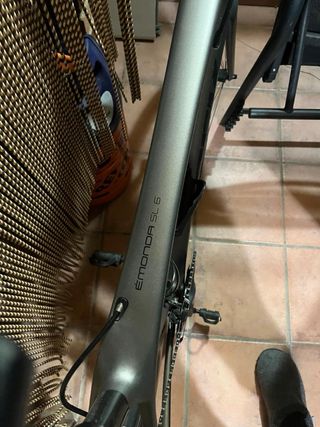 Bicicleta de carretera Trek Emonda