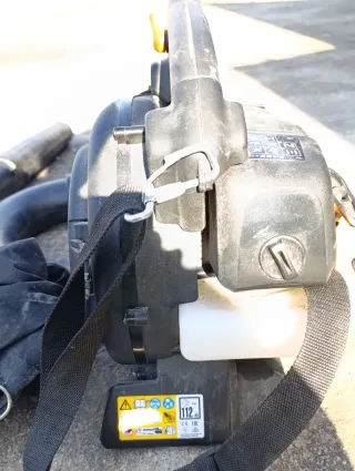 Soplador y Recogedor McCulloch GBV 322