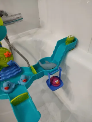Juego de bañera con muñecos Imaginarium