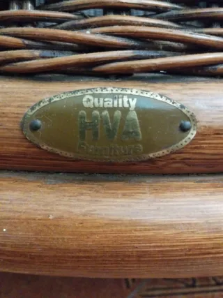 Sillón de mimbre y bambú