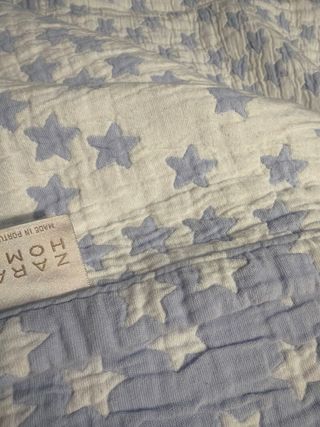 Colcha Zara Home Estrellas Azul y Blanco