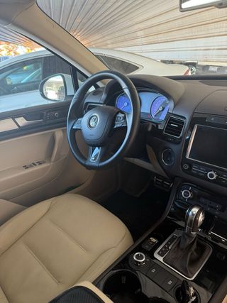 Volkswagen Touareg 2012