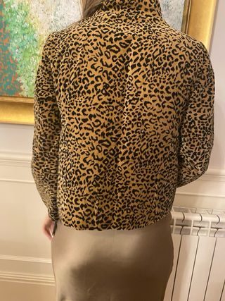 Chaqueta americana print animal talla 38