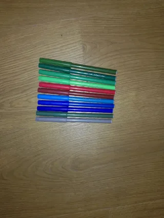 Rotuladores de colores surtidos