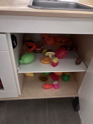 Cocinita de madera para niños