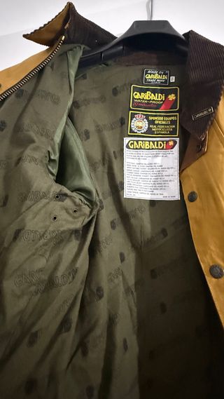 Chaqueta Garibaldi encerada tipo Barbour