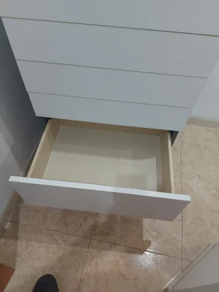 Cómoda 6 cajones blanca y gris