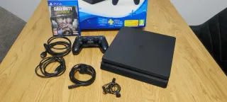 PS4 (PlayStation 4) Negra + Call of Duty
