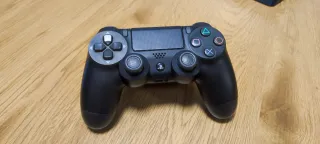 PS4 (PlayStation 4) Negra + Call of Duty