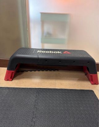 Banco Step Reebok con Barras Paralelas