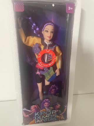 Muñeca Kpop Demon Hunters con  musica Rumi