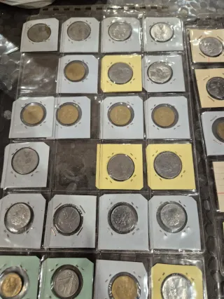 Collezione di 110 Monete Lire 200, 100, 50