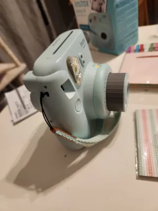 Cámara Instax Mini 9 con muchos Accesorios