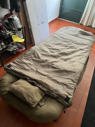 Saco de dormir marrón