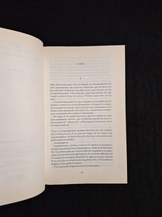 Mervyn Peake. Gormenghast