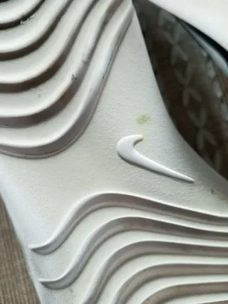 Zapatillas Nike Running Negras y Blancas