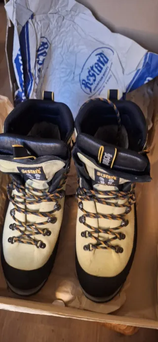 Botas alta montaña Bestard Malaku Talla 44 amarill