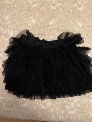 Falda tul negra volantes lazo
