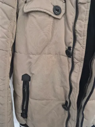 Chaqueta acolchada hombre beige