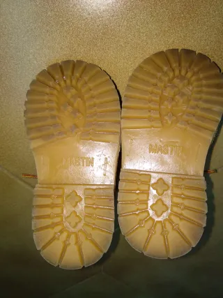 Botas Atxa niño color beige Talla 21