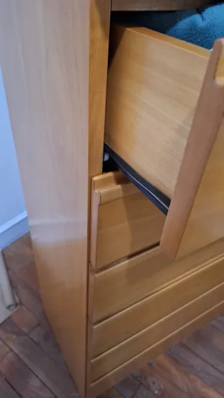 Cómoda de madera con 6 cajones