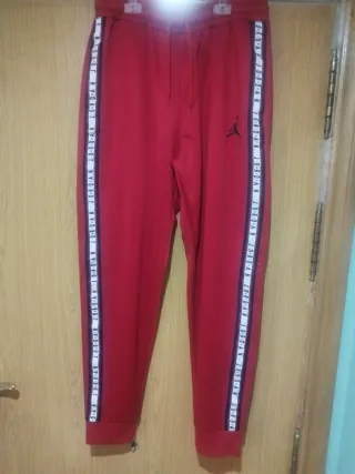 Chándal Jordan Talla L Rojo