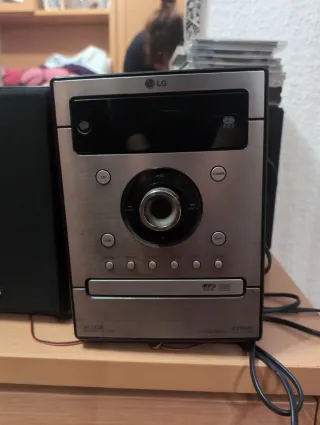 Minicadena LG CD USB Radio
