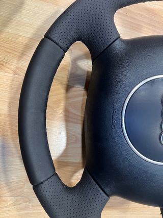 Volante Audi A2 A3 A4 A6 Negro Perforado