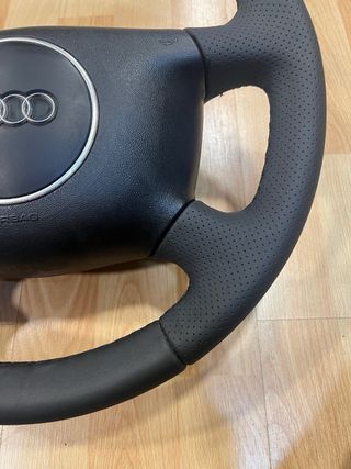 Volante Audi A2 A3 A4 A6 Negro Perforado