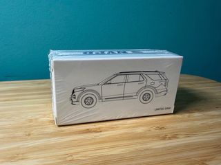 Ford Interceptor NYPD 1:64 596