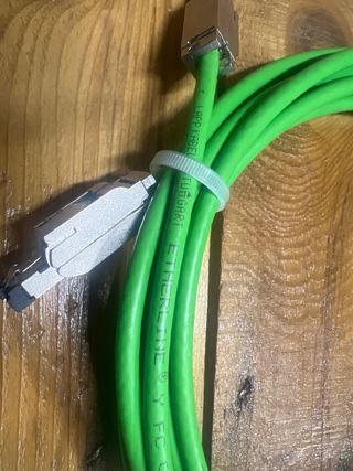 Cable Ethernet Siemens Verde