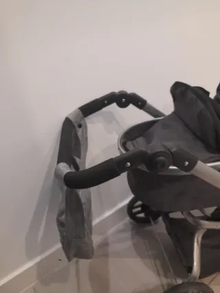 Cochecito de juguete plegable