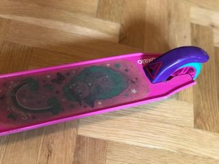 Patinete Oxelo rosa y morado
