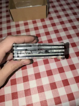 Raspberry Pi 3 B+ con carcasa y ventilador.