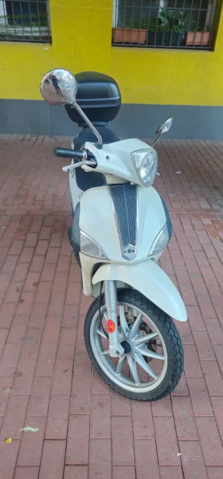 Piaggio Liberty 125cc Blanca